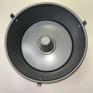 Non-Stick Bundt Cake Pan